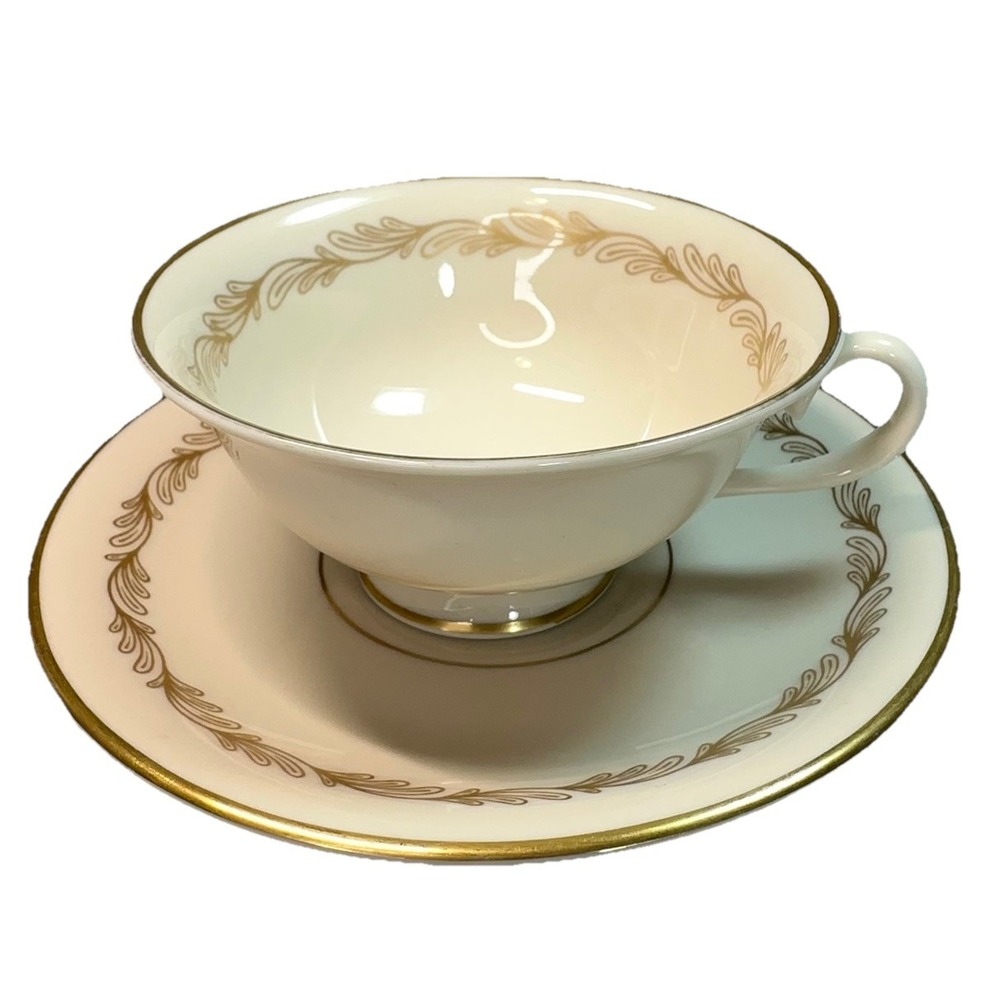Tiffany & Co Gold Laurel Teacup and Saucer Set Cream‎ Porcelain Japan Gilt Rim